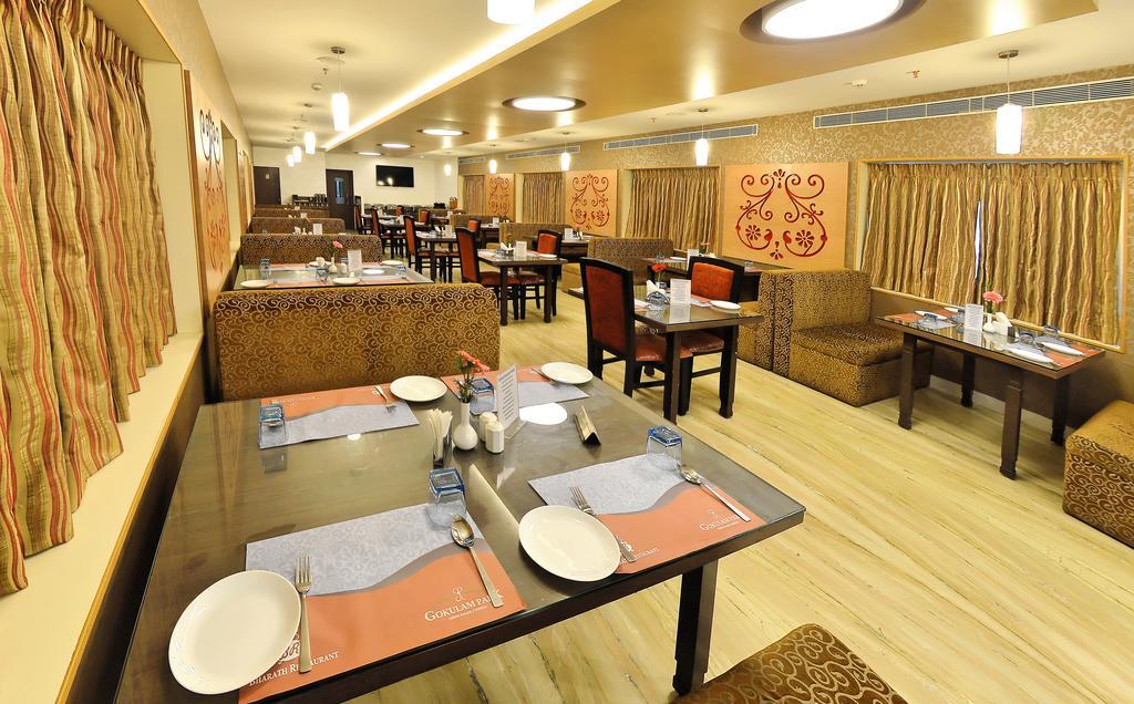 Hotel Gokulam Park Chennai Exterior photo