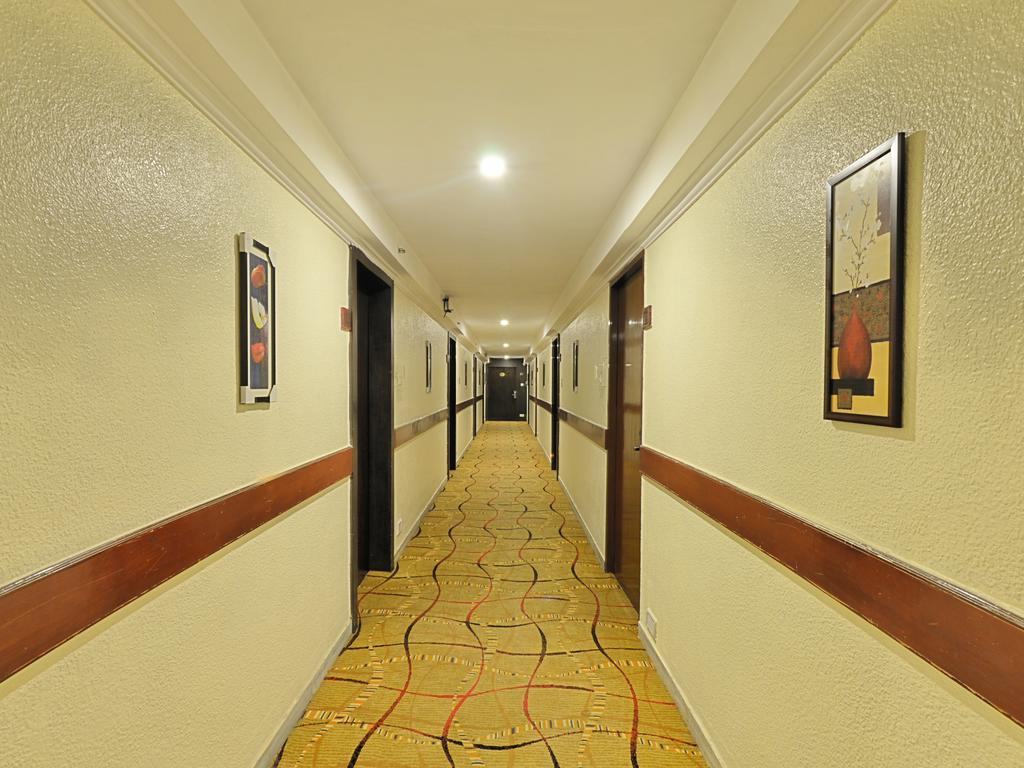 Hotel Gokulam Park Chennai Exterior photo